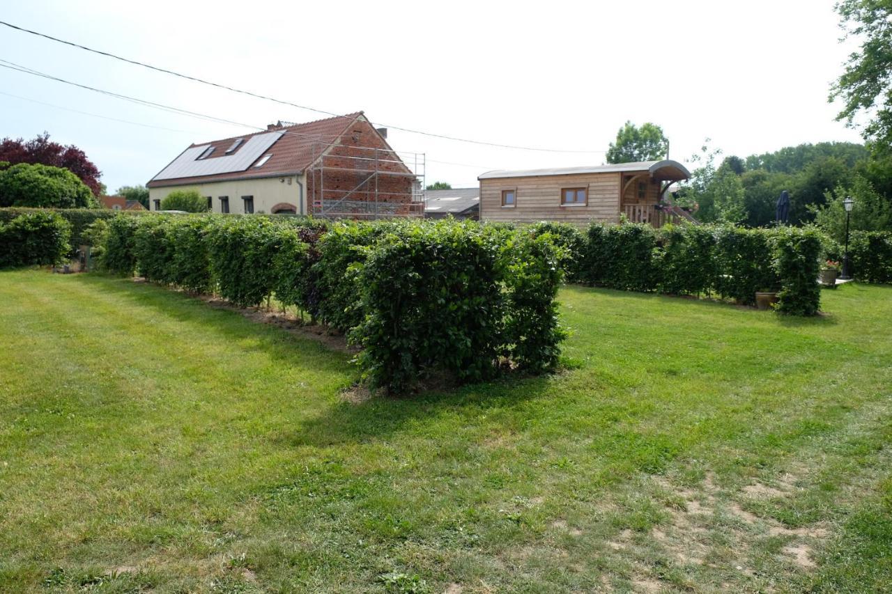 Camping Des Saules Jurbise Exterior photo